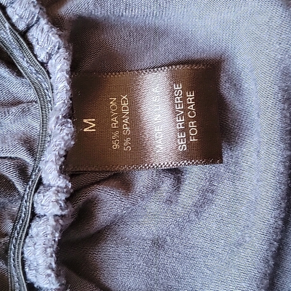 BKE boutique Ruched top sz M - Picture 3 of 7